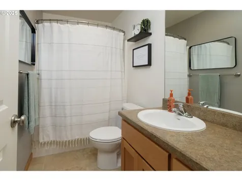 55 SW 14th Place Warrenton OR 97146
