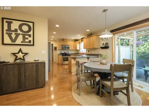 55 SW 14th Place Warrenton OR 97146