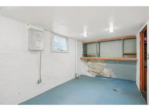 6436 NE Grand Avenue Portland OR 97211