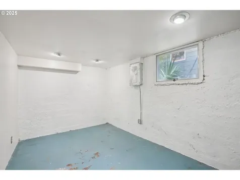 6436 NE Grand Avenue Portland OR 97211