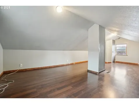 6436 NE Grand Avenue Portland OR 97211