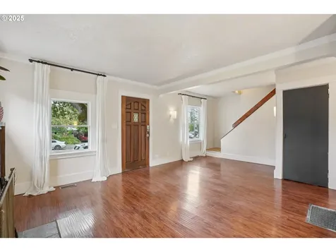 6436 NE Grand Avenue Portland OR 97211