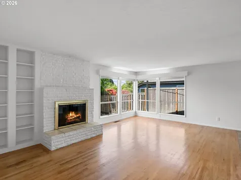 6919 SW 10th Avenue Portland OR 97219