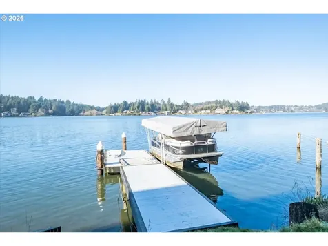 2095 NE East Devils Lake Road Otis OR 97368