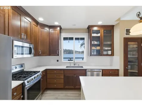 2095 NE East Devils Lake Road Otis OR 97368