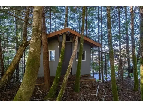 2095 NE East Devils Lake Road Otis OR 97368