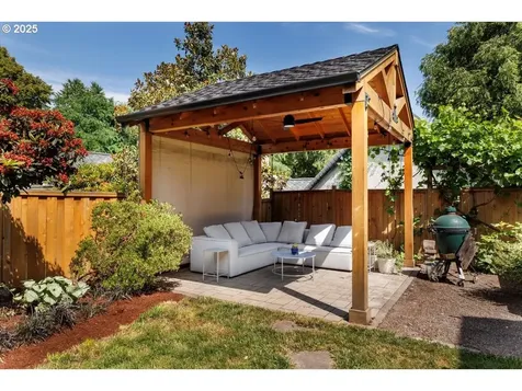 7315 SE 34th Avenue Portland OR 97202