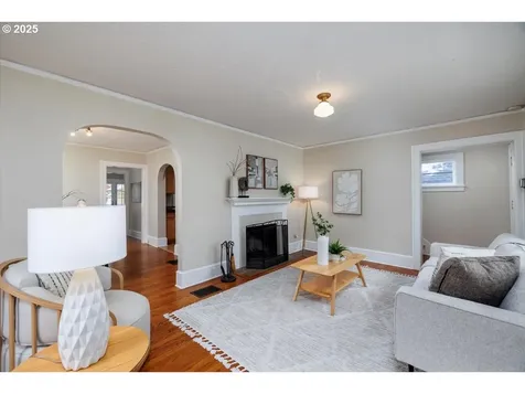 7315 SE 34th Avenue Portland OR 97202
