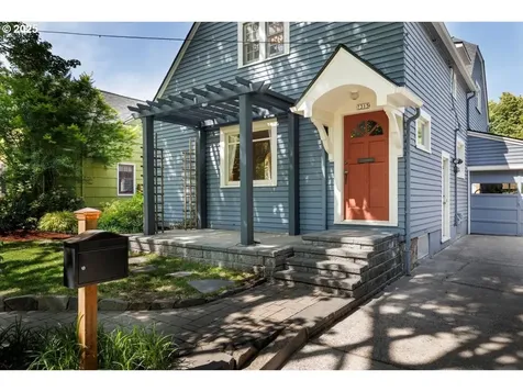7315 SE 34th Avenue Portland OR 97202