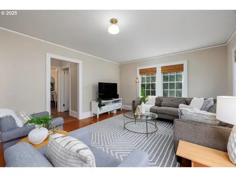 7315 SE 34th Avenue Portland OR 97202