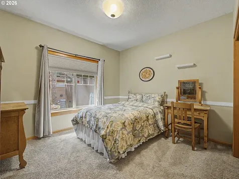 24620 E Bright Avenue Welches OR 97067