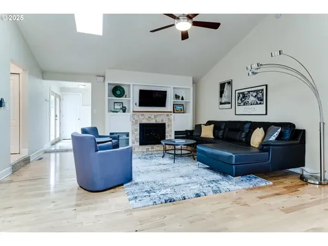 1705 Minda Drive Eugene OR 97401