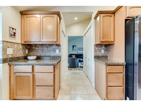 1705 Minda Drive Eugene OR 97401