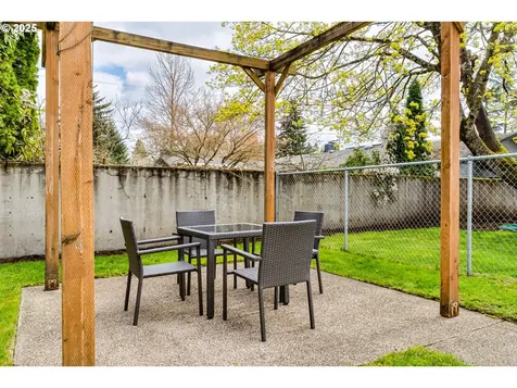 1705 Minda Drive Eugene OR 97401