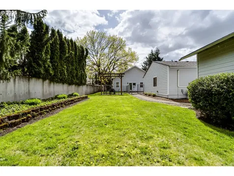 1705 Minda Drive Eugene OR 97401