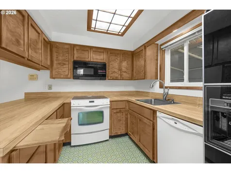 4405 SE Jefferson Street Milwaukie OR 97222