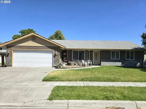 1055 NE Madrona Drive Hermiston OR 97838