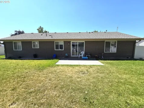 1055 NE Madrona Drive Hermiston OR 97838