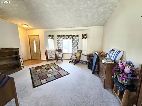 1055 NE Madrona Drive Hermiston OR 97838