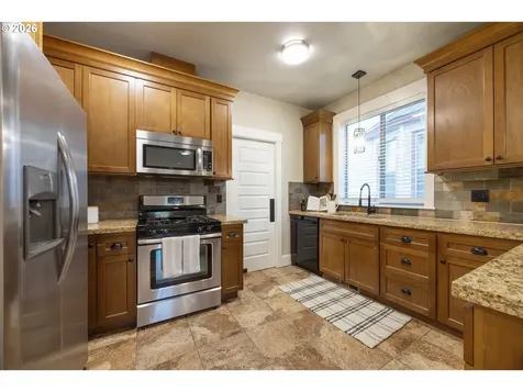 216 NE Tillamook Street Portland OR 97212