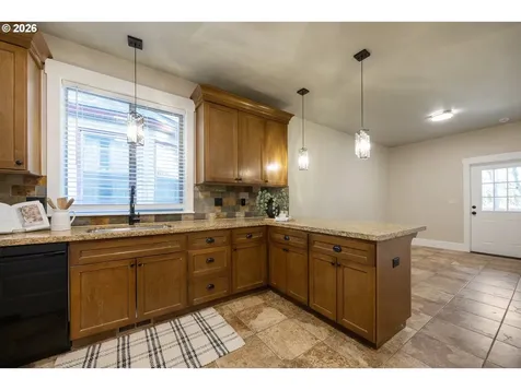216 NE Tillamook Street Portland OR 97212