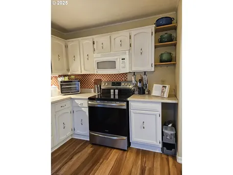 1125 NE Galloway Street Mcminnville OR 97128