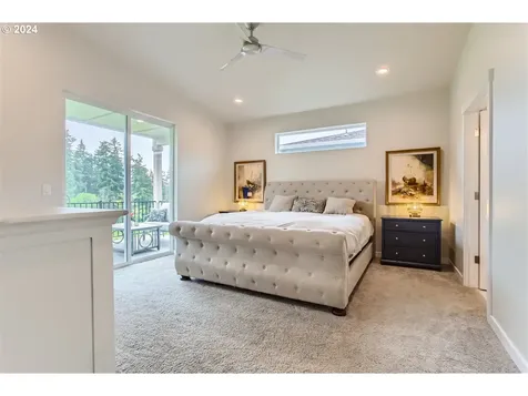 722 W 9th Street La Center WA 98629