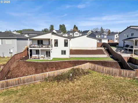 722 W 9th Street La Center WA 98629