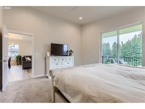 722 W 9th Street La Center WA 98629