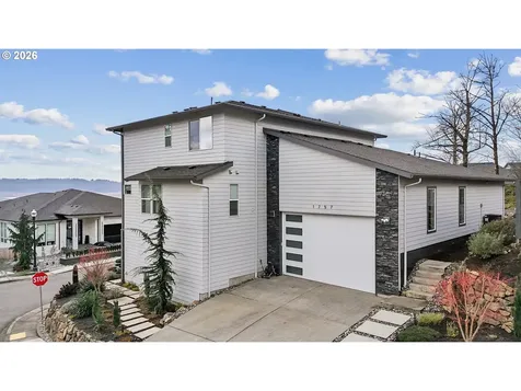 1757 N Columbia Ridge Way Washougal WA 98671