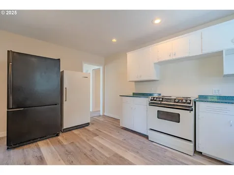 4100 NE 42nd Avenue Vancouver WA 98661