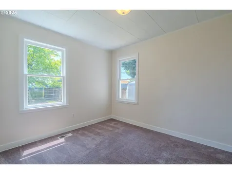 4100 NE 42nd Avenue Vancouver WA 98661