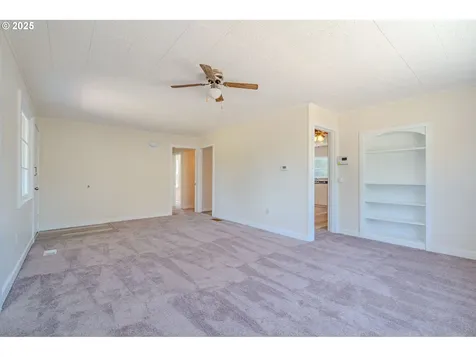4100 NE 42nd Avenue Vancouver WA 98661