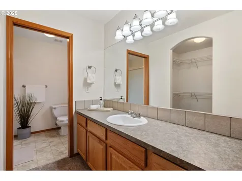 1301 SE 116th Court Vancouver WA 98683