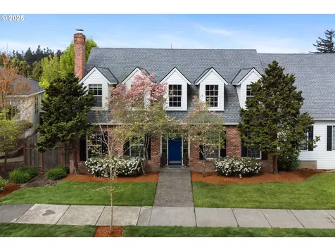 19737 Bennington Court West Linn OR 97068