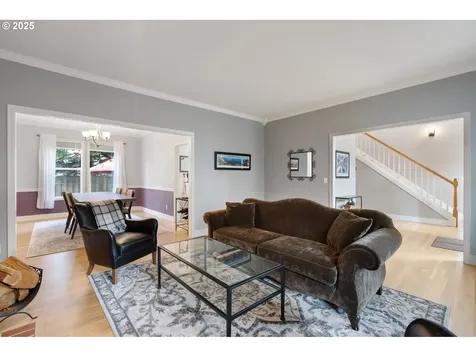 19737 Bennington Court West Linn OR 97068