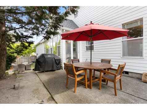 19737 Bennington Court West Linn OR 97068