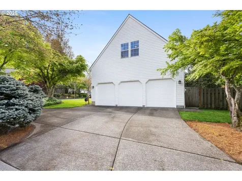 19737 Bennington Court West Linn OR 97068