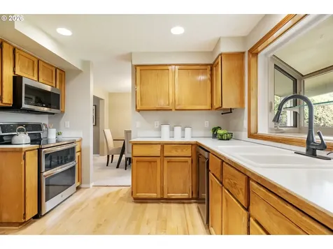 21242 SW Winterfield Lane Beaverton OR 97003