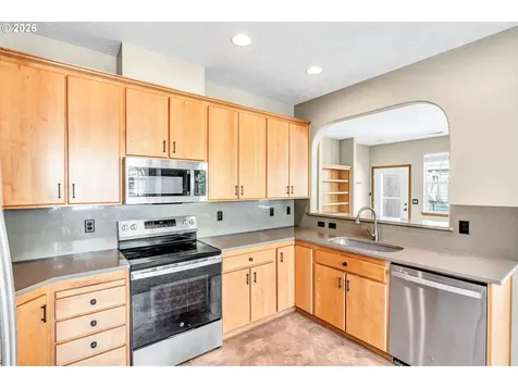 14375 SE Oregon Trail Drive Clackamas OR 97015