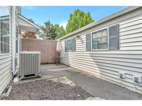 14375 SE Oregon Trail Drive Clackamas OR 97015