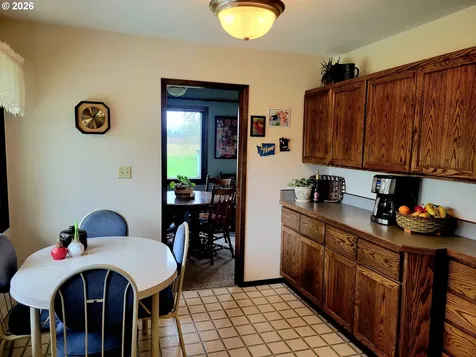 570 Drews Prairie Road Winlock WA 98596