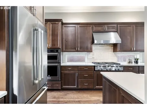 10183 NW Barnhart Lane Portland OR 97229