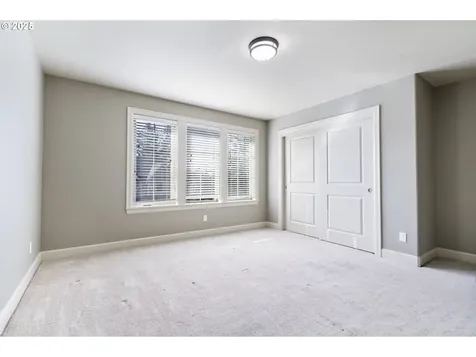 10183 NW Barnhart Lane Portland OR 97229