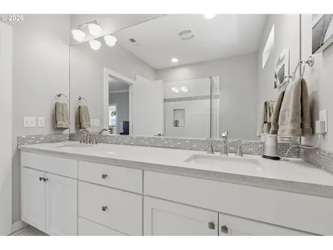2821 G Drive Washougal WA 98671