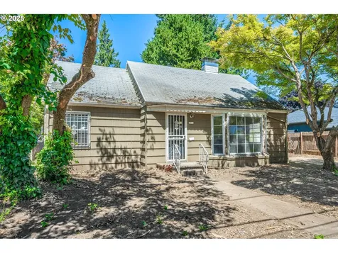 1915 NE Bryant Street Portland OR 97211