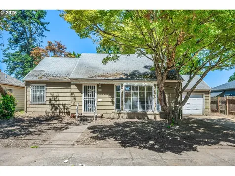 1915 NE Bryant Street Portland OR 97211