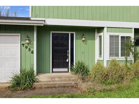 7438 A Street Springfield OR 97478