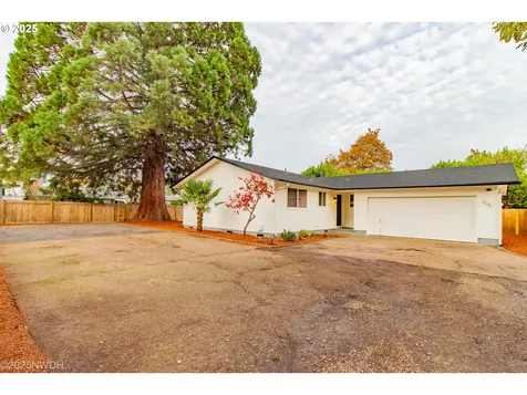 2081 Devos Street Eugene OR 97402