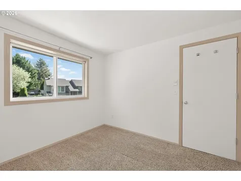 1335 SW Russ Lane Mcminnville OR 97128
